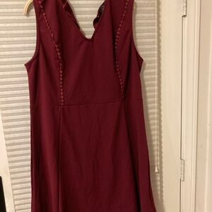Elegant Burgundy Sleeveless Dress